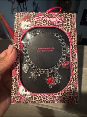 Ed hardy charm bracelet bnip